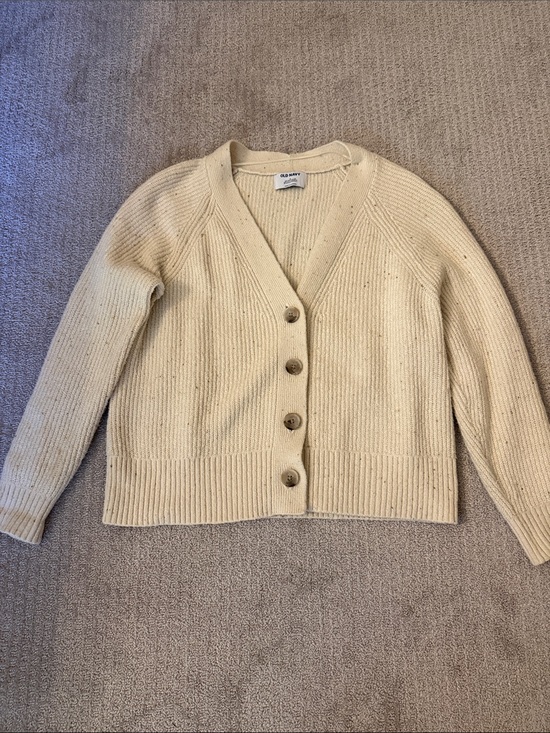 Old Navy Sweaters - Old Navy Oatmeal Button Cardigan